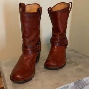 Frye bootie, well maintained, cinnamon brown